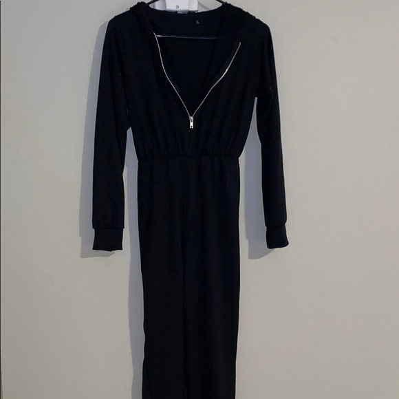 romper with hood - Picture 1 of 1